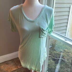 Tee shirt, mint green size small